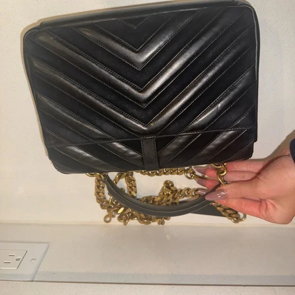 Authentic Yves Saint Laurent Medium College Bag with Gold Chain - Picture 4 of 8